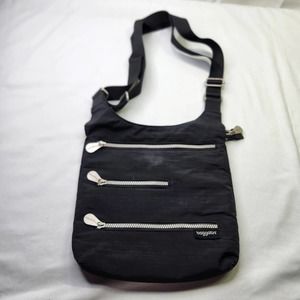 Baggallini Zipper Pocket Crossbody Black Adjustable Strap Lightweight Hobo Bag